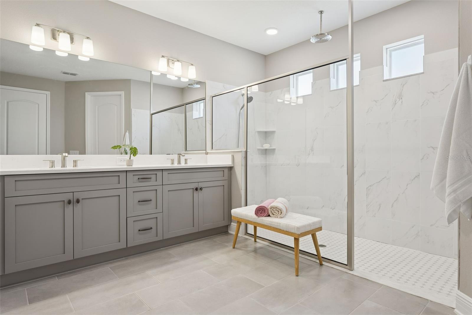 Listing photo id 36 for 33287 Sycamore Leaf Drive