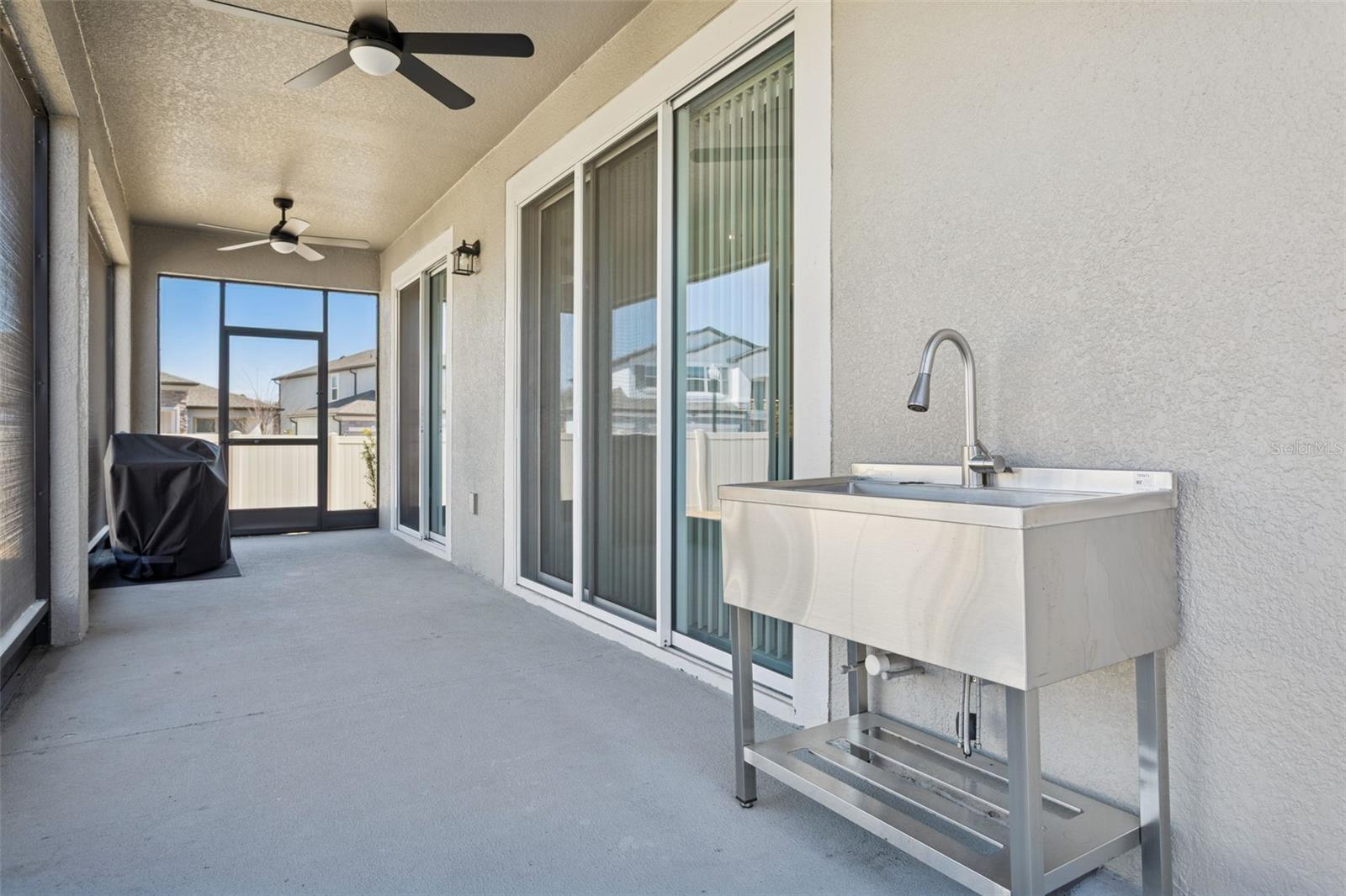 Listing photo id 42 for 33287 Sycamore Leaf Drive