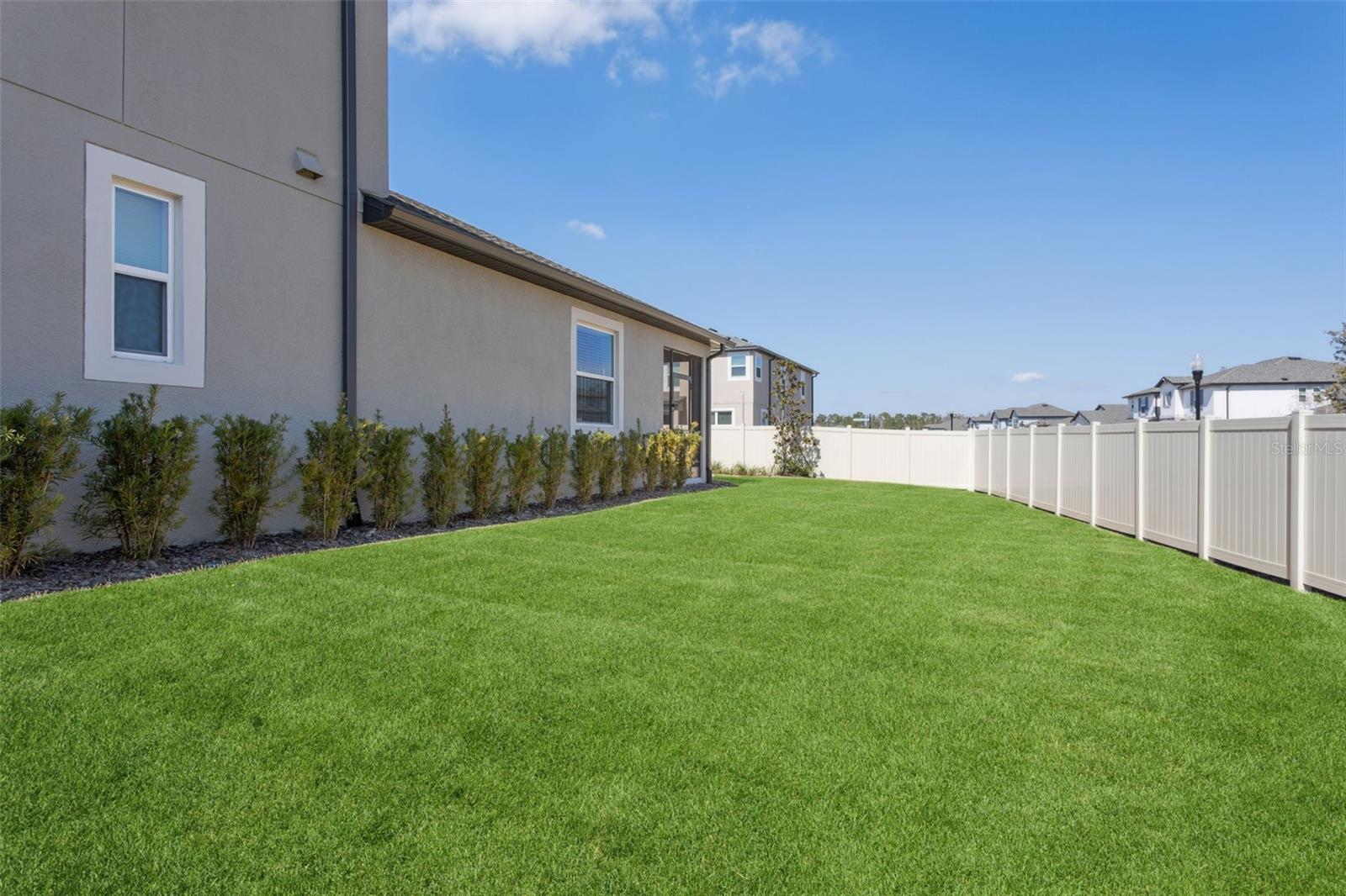 Listing photo id 49 for 33287 Sycamore Leaf Drive