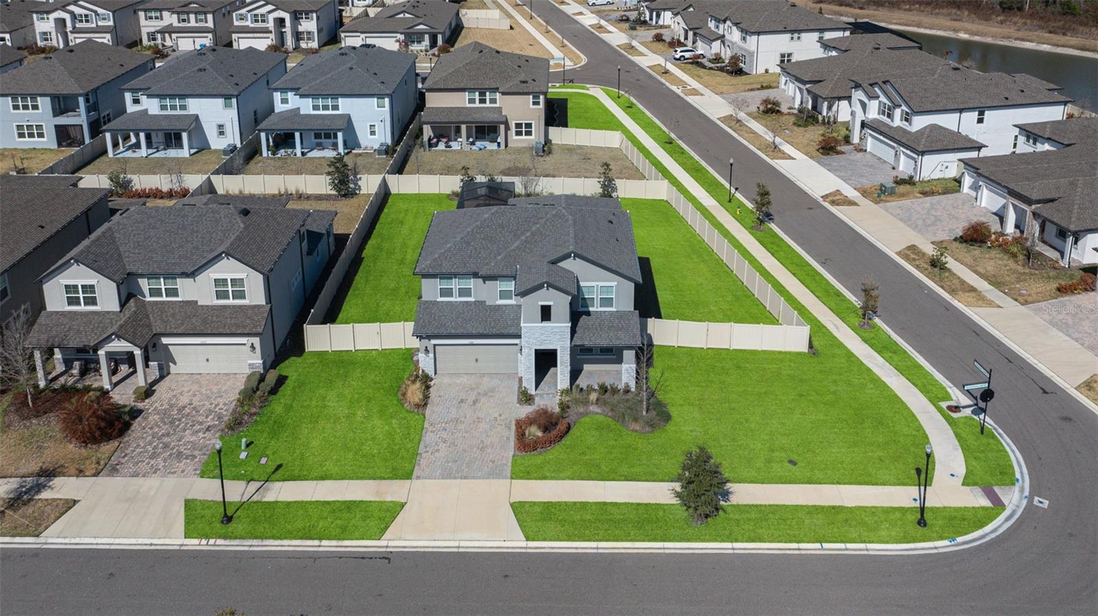 Listing photo id 51 for 33287 Sycamore Leaf Drive