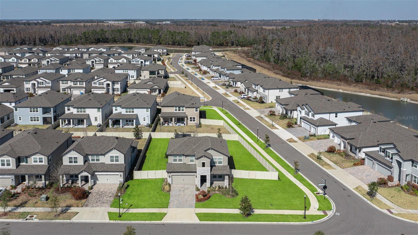 Listing photo id 52 for 33287 Sycamore Leaf Drive