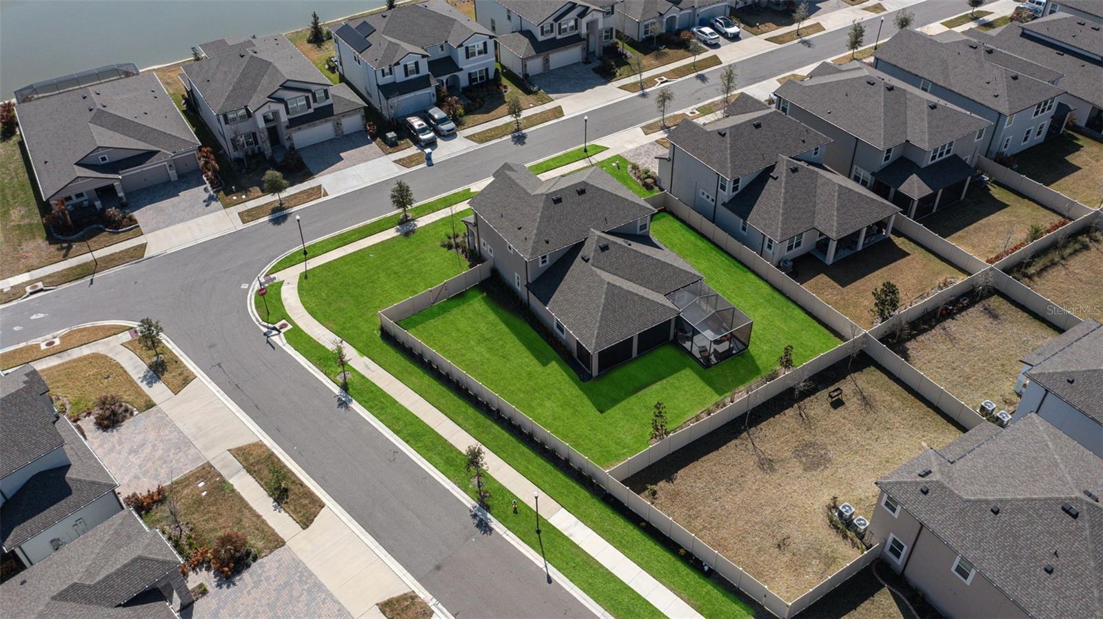 Listing photo id 55 for 33287 Sycamore Leaf Drive