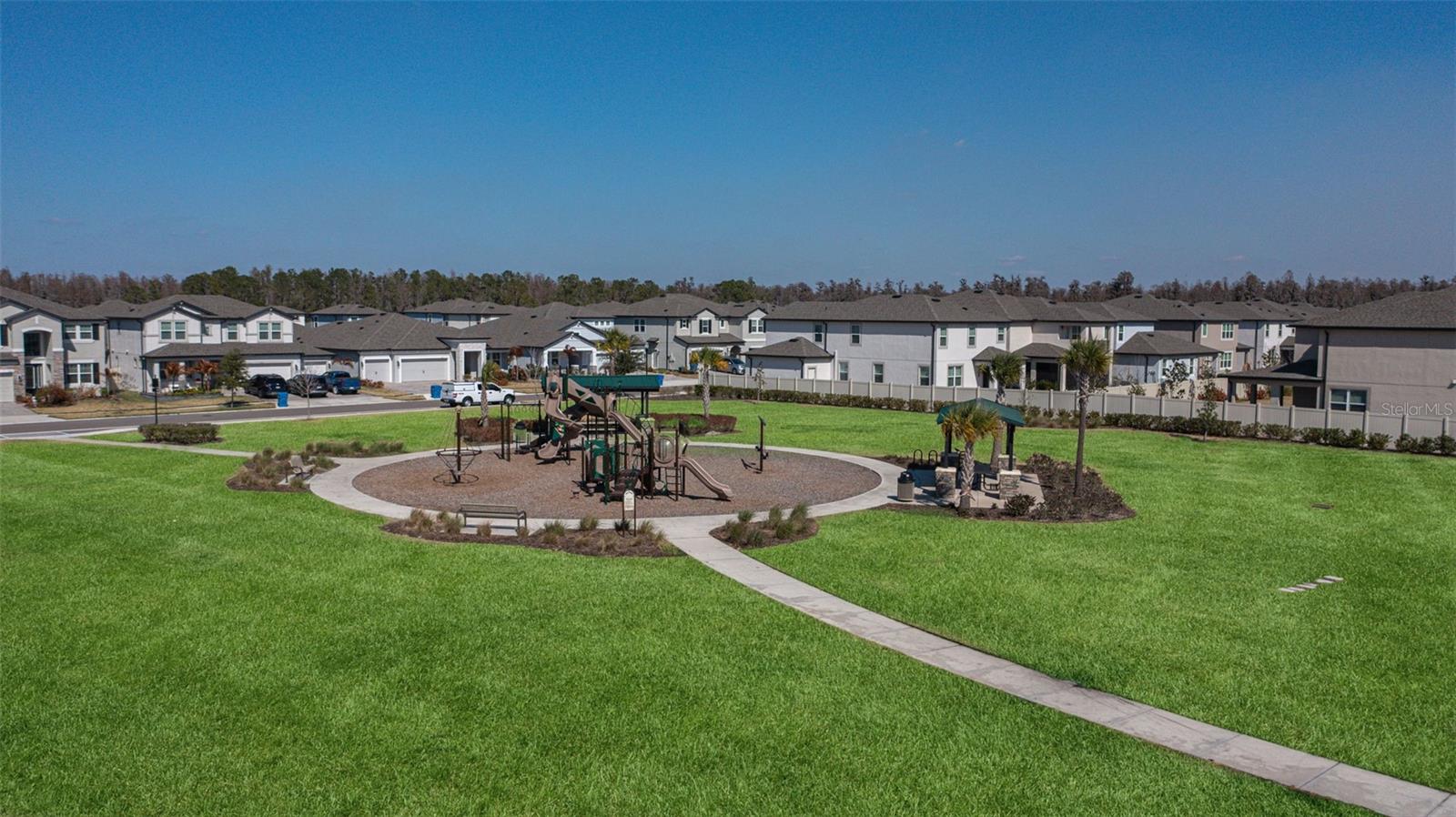 Listing photo id 57 for 33287 Sycamore Leaf Drive