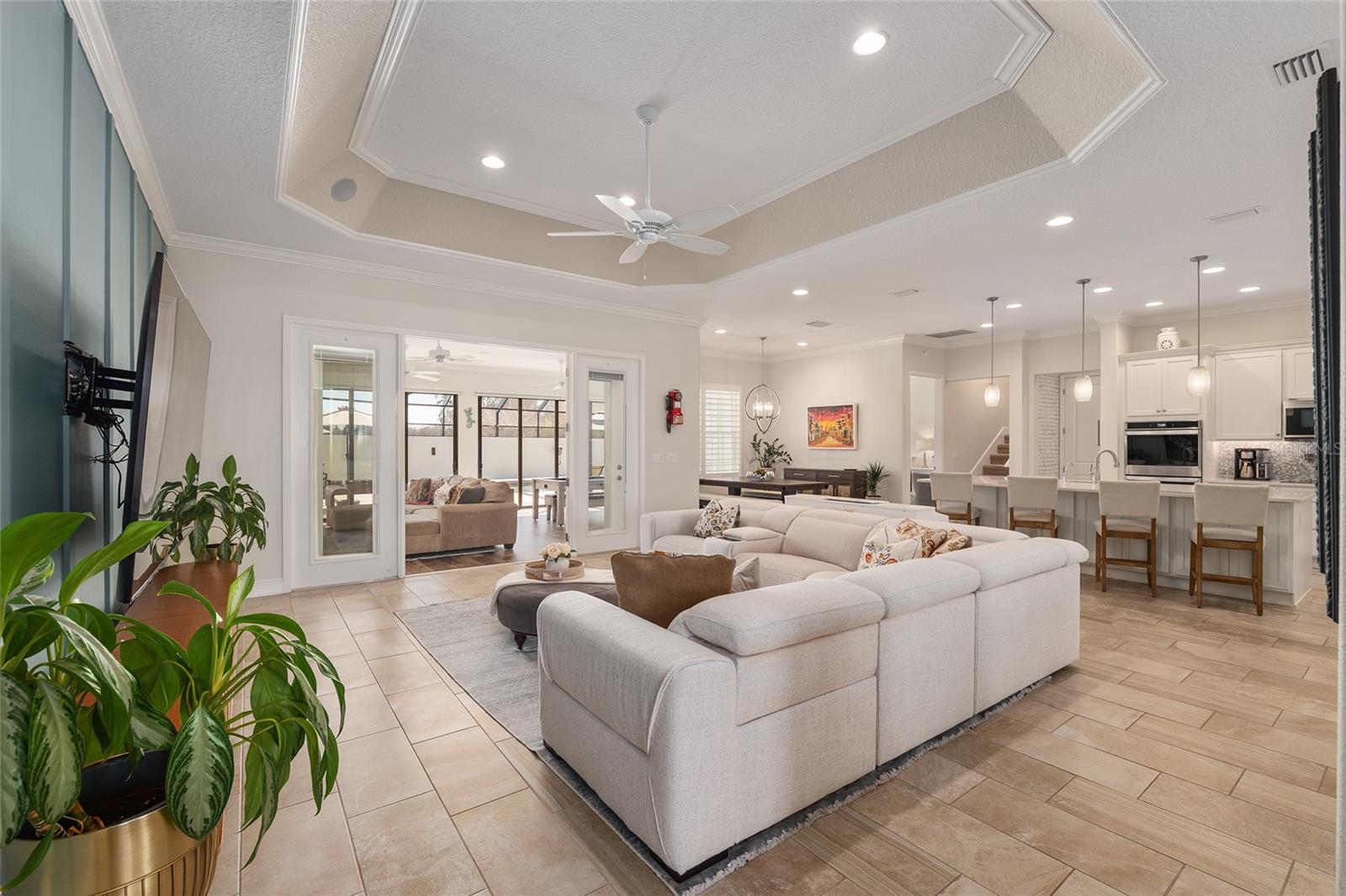 Image 15 of 100 For 11207 Roz Way