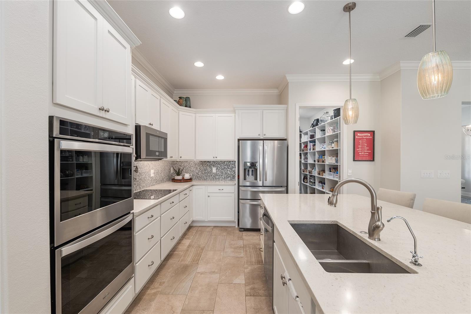 Image 24 of 100 For 11207 Roz Way