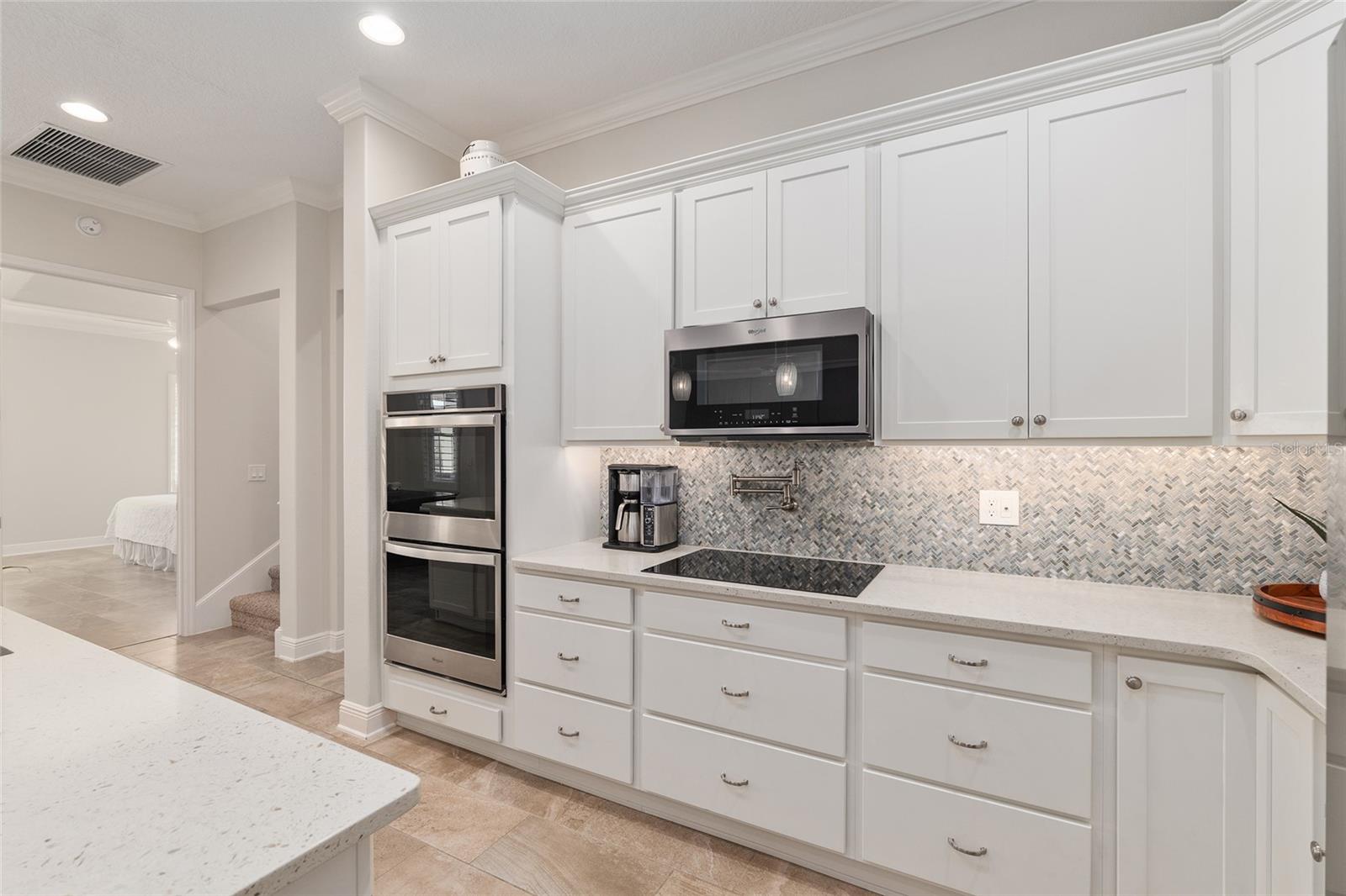 Image 25 of 100 For 11207 Roz Way