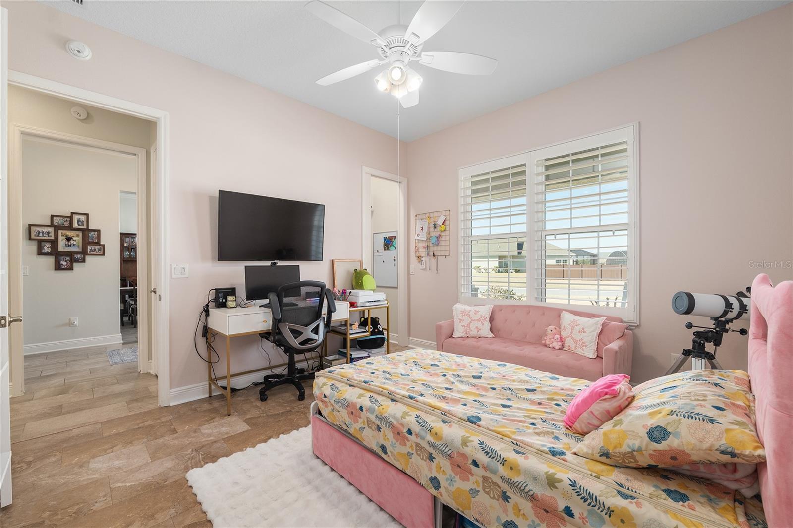 Image 41 of 100 For 11207 Roz Way