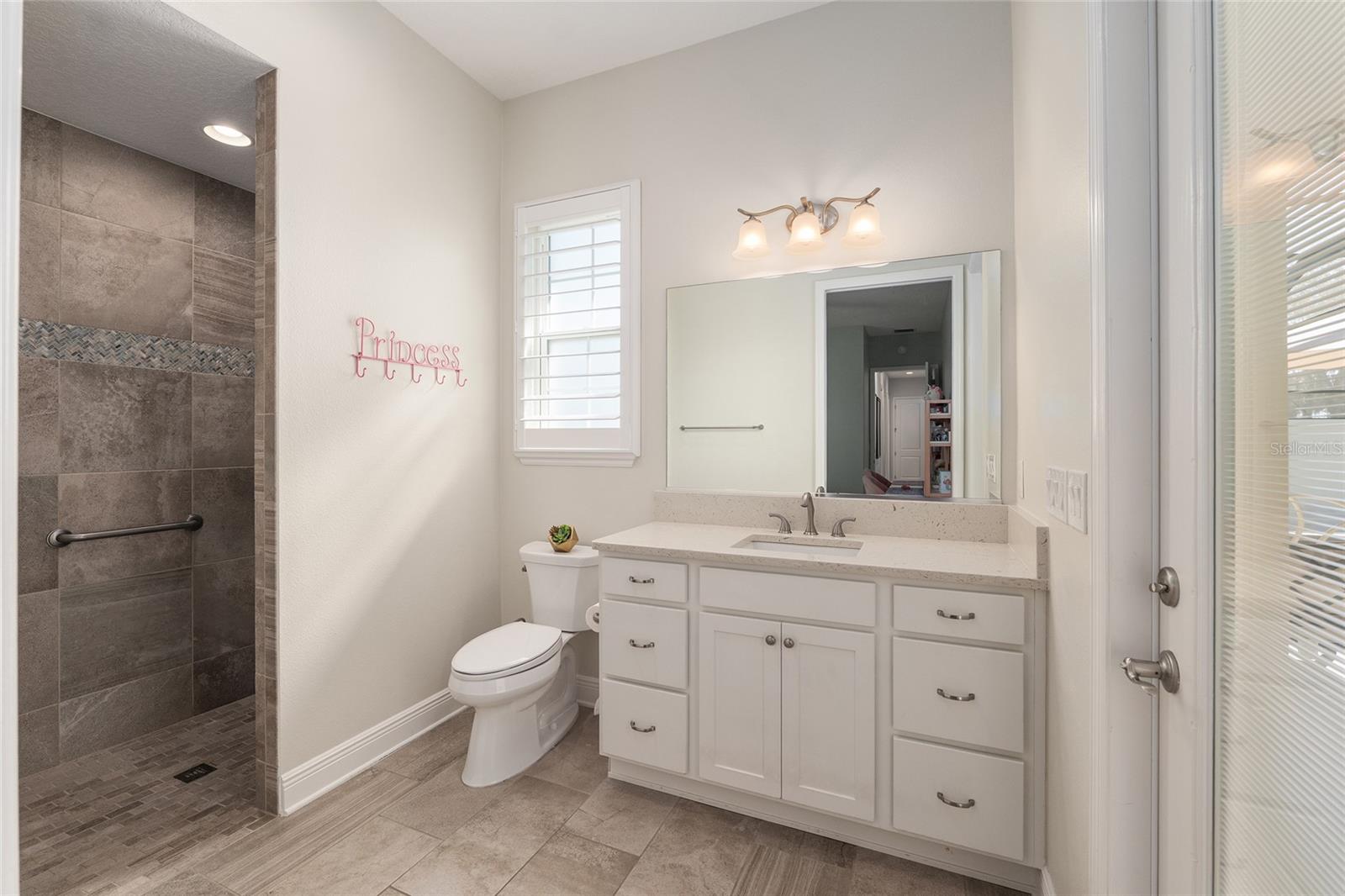 Image 49 of 100 For 11207 Roz Way