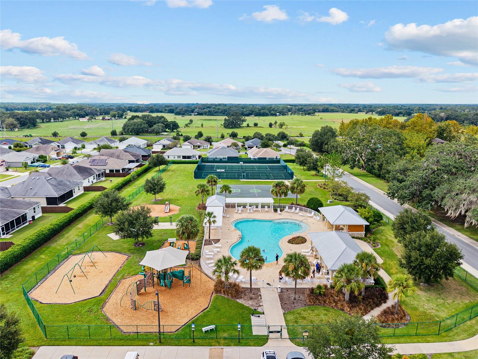 Image 95 of 100 For 11207 Roz Way