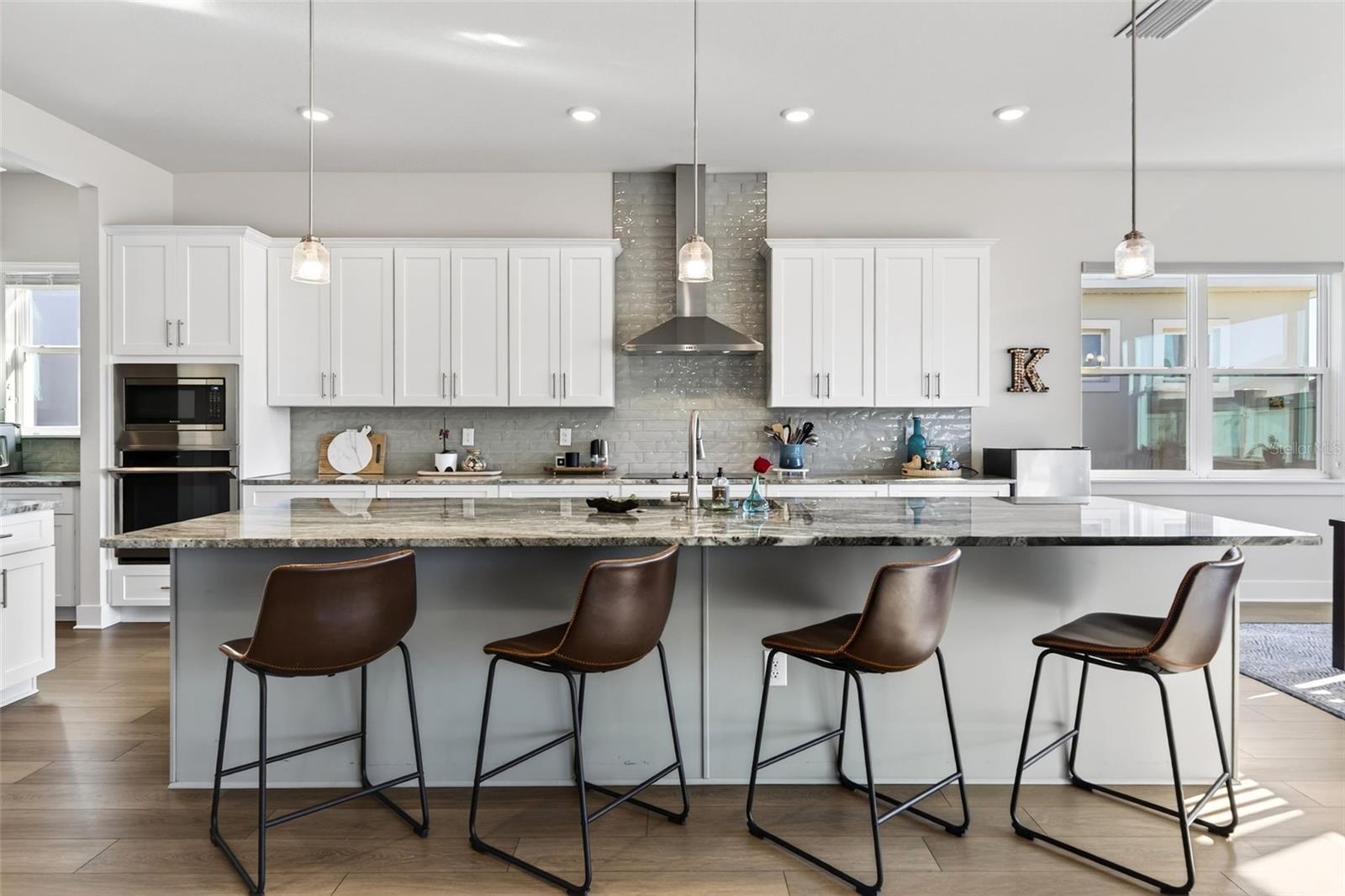 Image 19 of 94 For 8903 Drummer Plank Drive