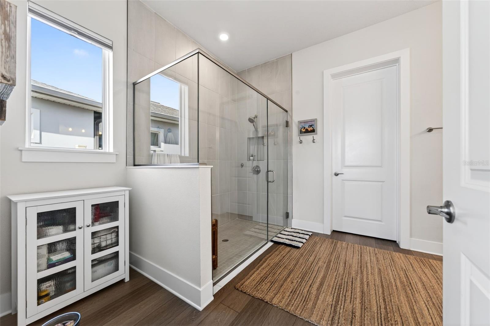 Image 38 of 94 For 8903 Drummer Plank Drive