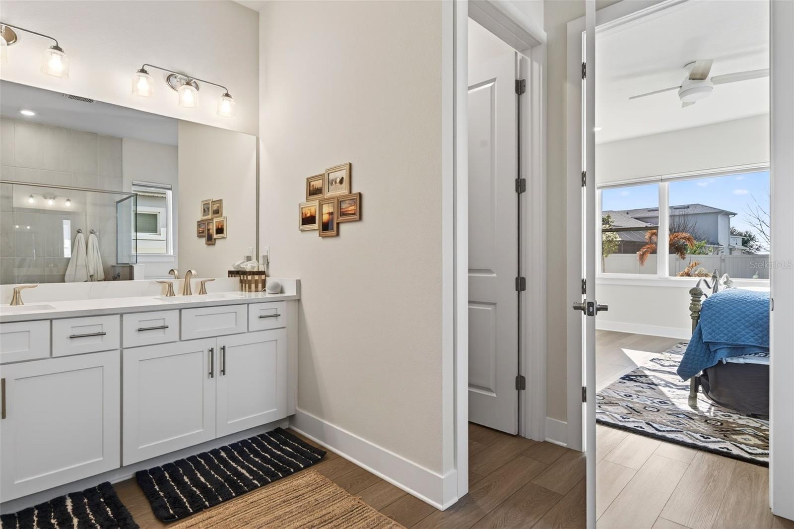 Image 40 of 94 For 8903 Drummer Plank Drive