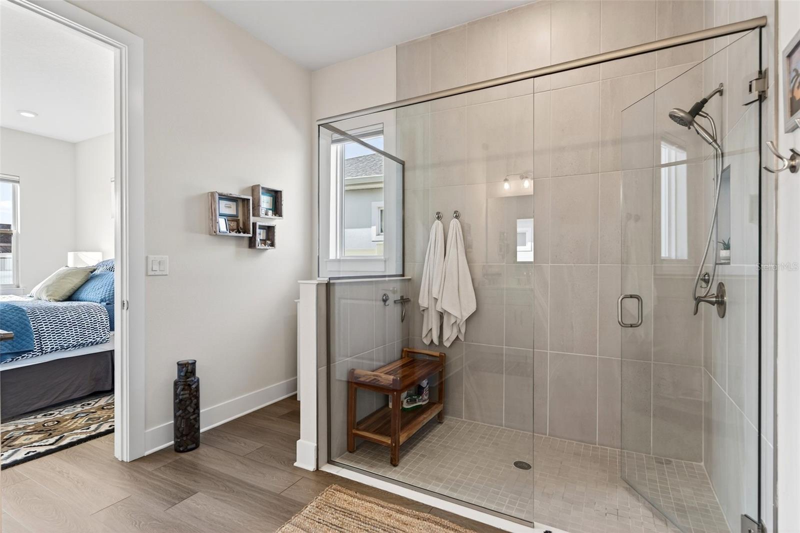 Image 41 of 94 For 8903 Drummer Plank Drive