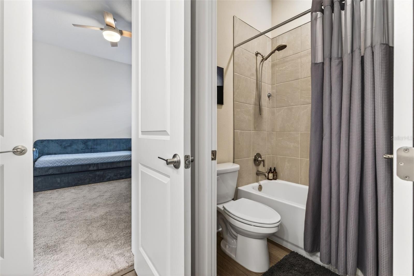 Image 48 of 94 For 8903 Drummer Plank Drive