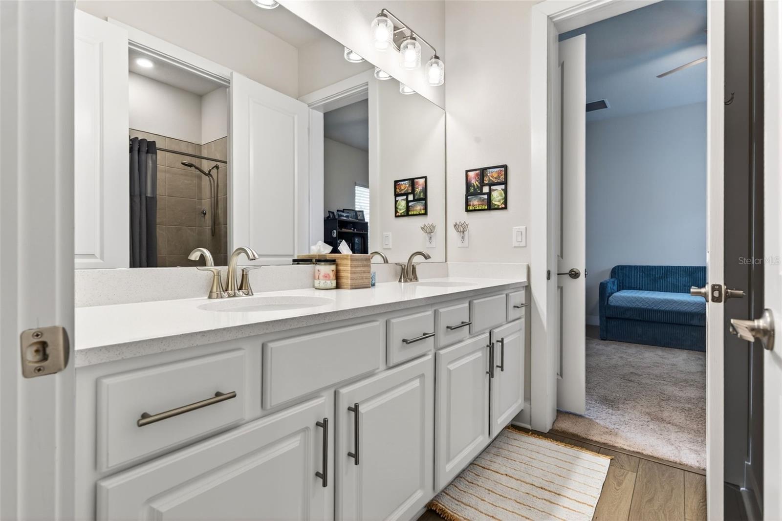 Image 49 of 94 For 8903 Drummer Plank Drive