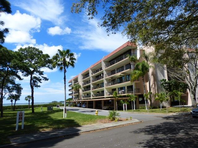 Image 2 of 41 For 2700 Bayshore Boulevard 11307