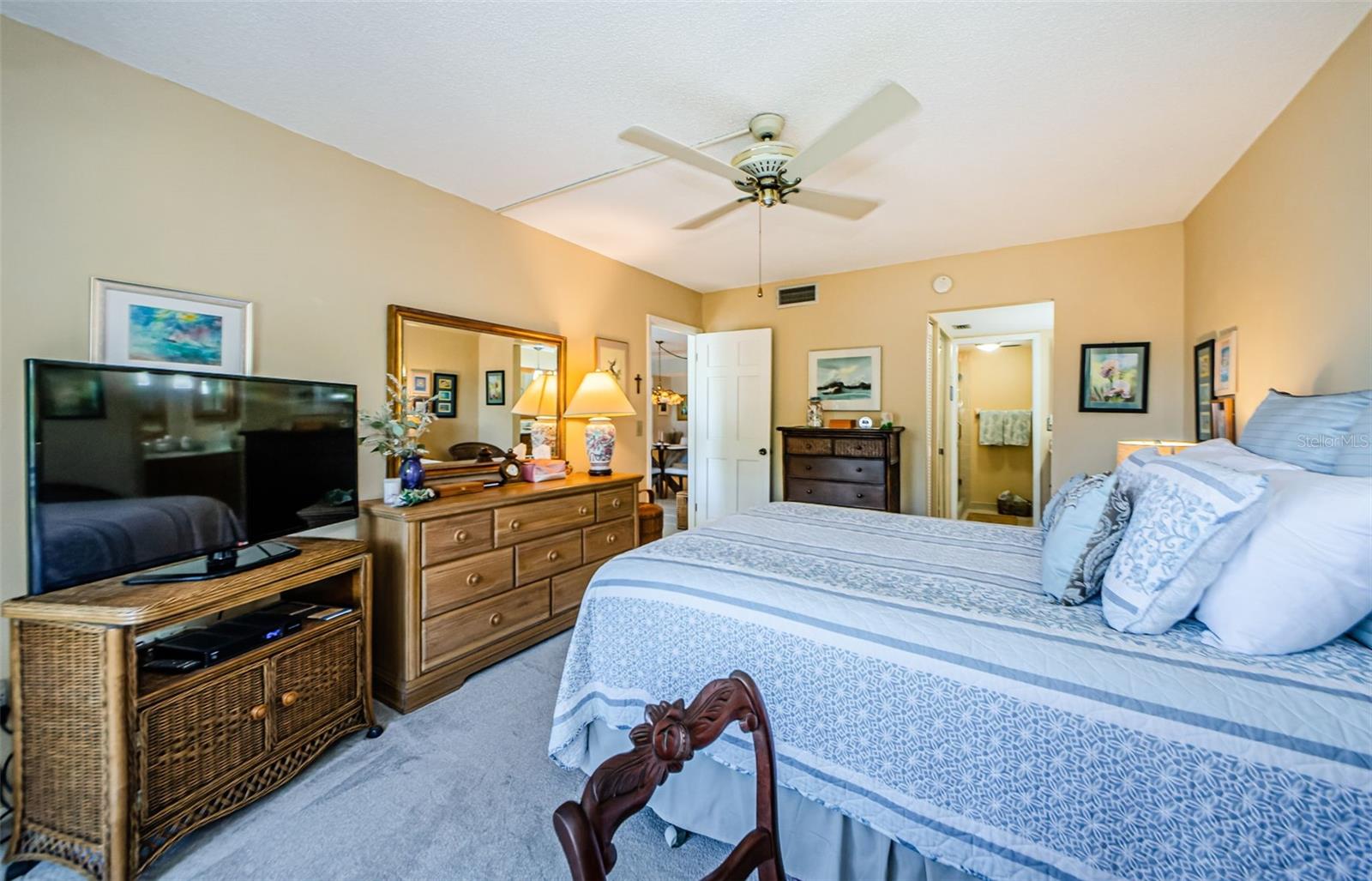 Image 21 of 41 For 2700 Bayshore Boulevard 11307