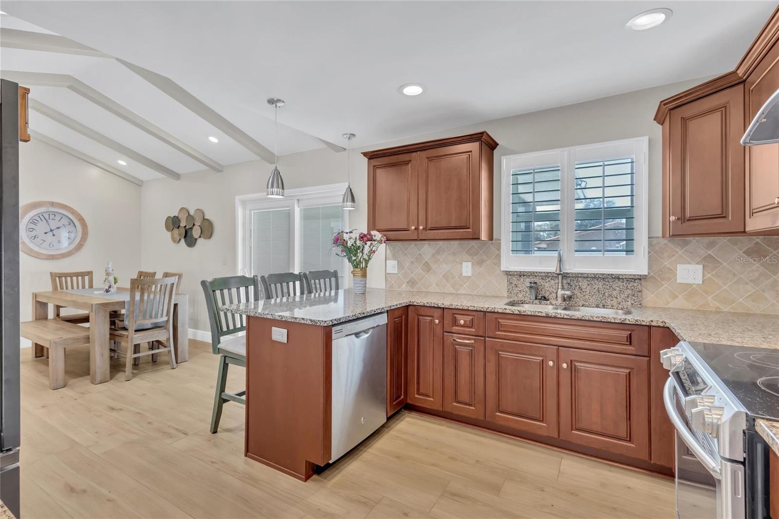 Listing photo id 8 for 11034 Malaga Drive