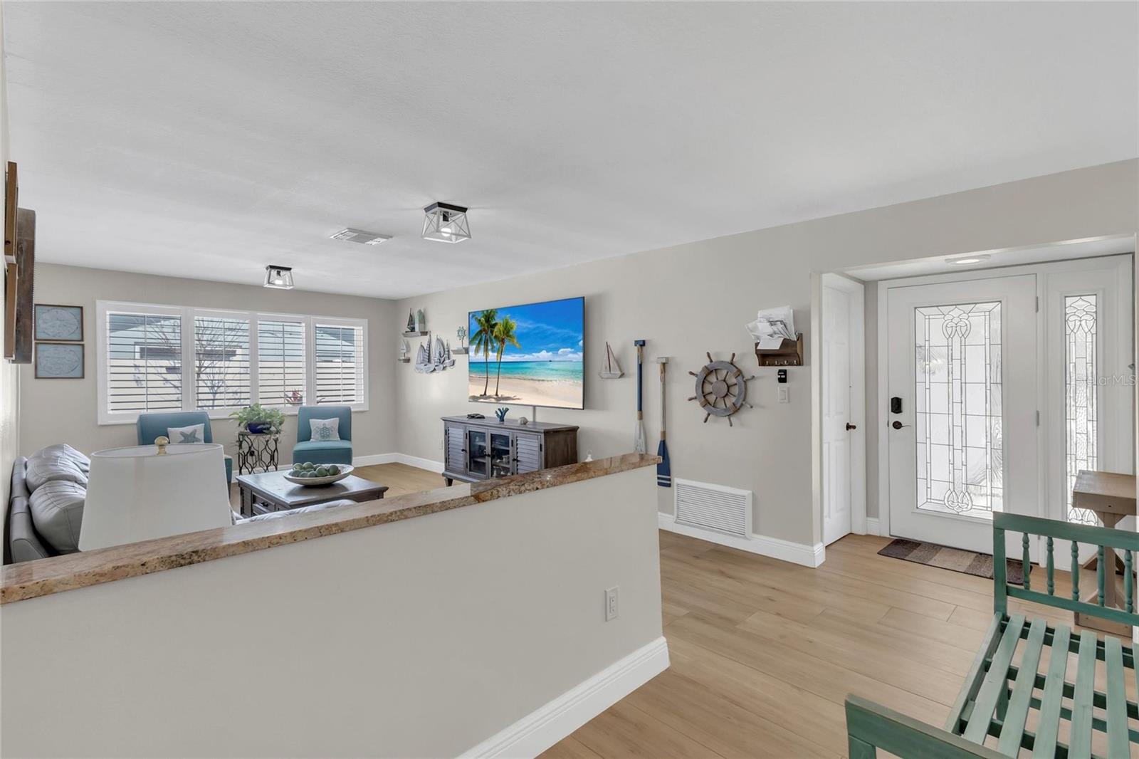 Listing photo id 20 for 11034 Malaga Drive