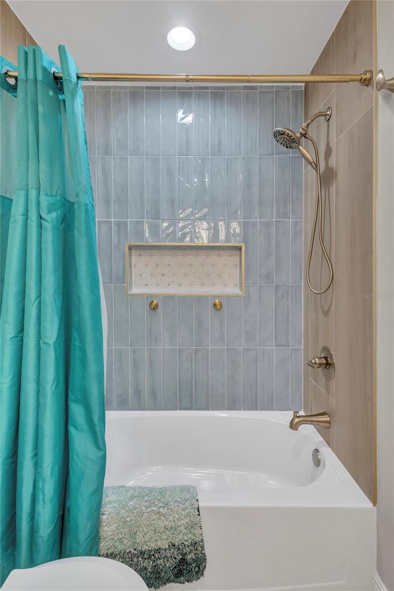 Listing photo id 23 for 11034 Malaga Drive