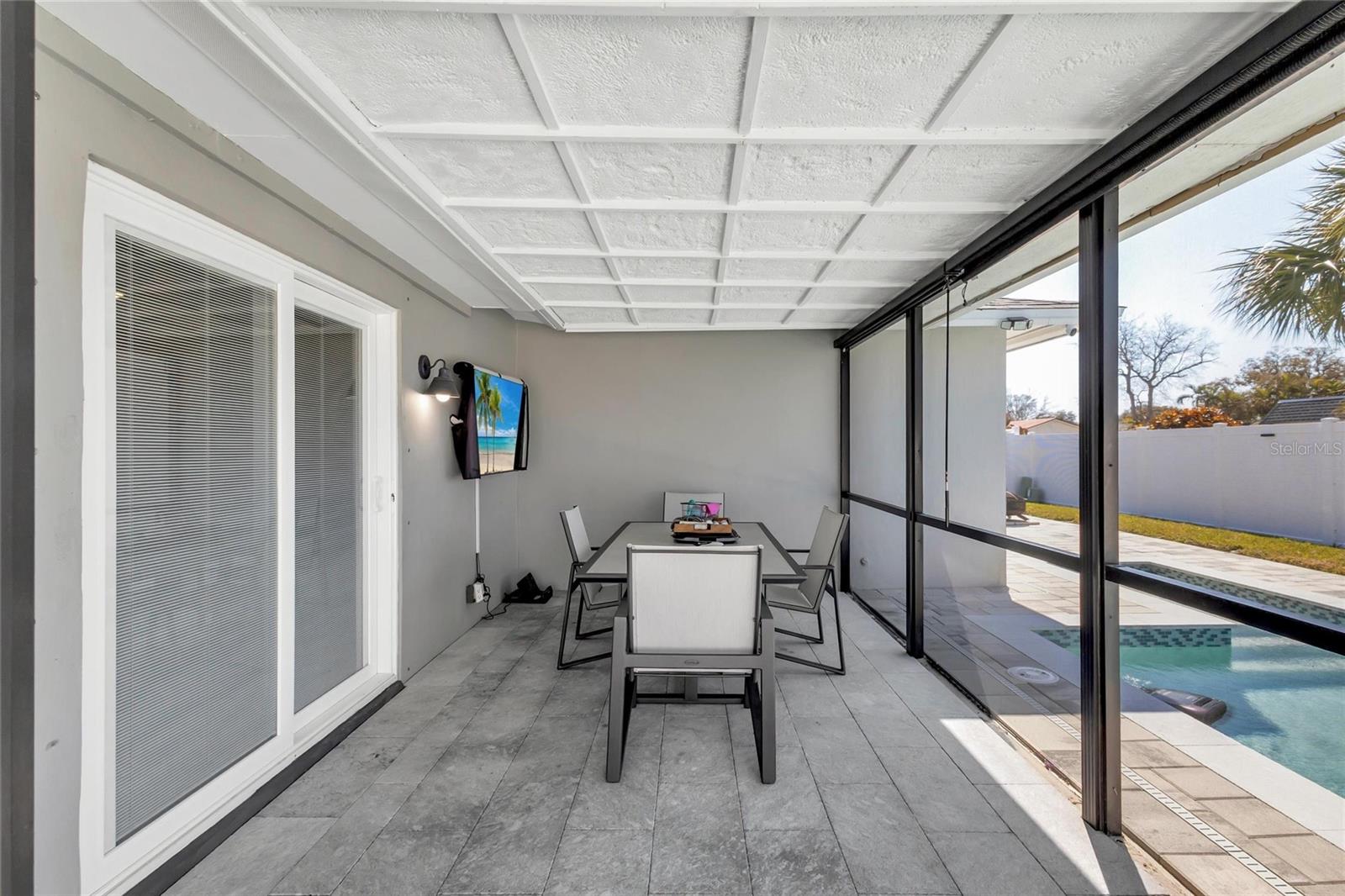 Listing photo id 39 for 11034 Malaga Drive