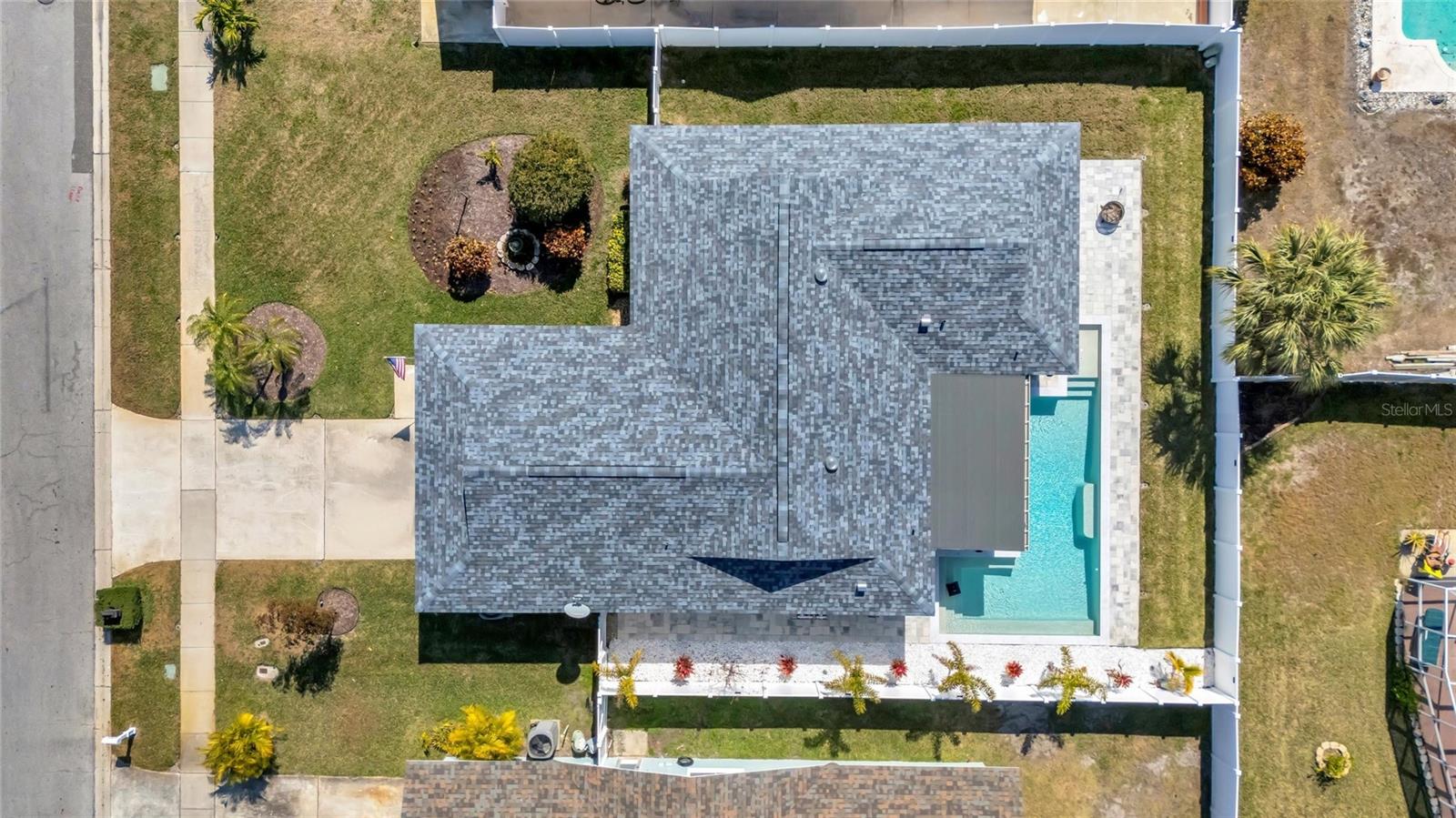 Listing photo id 48 for 11034 Malaga Drive