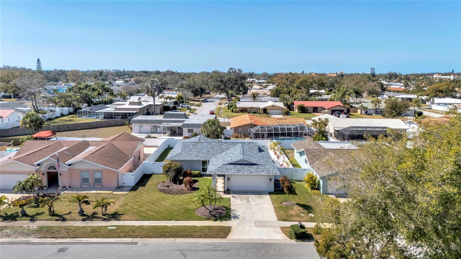 Listing photo id 49 for 11034 Malaga Drive