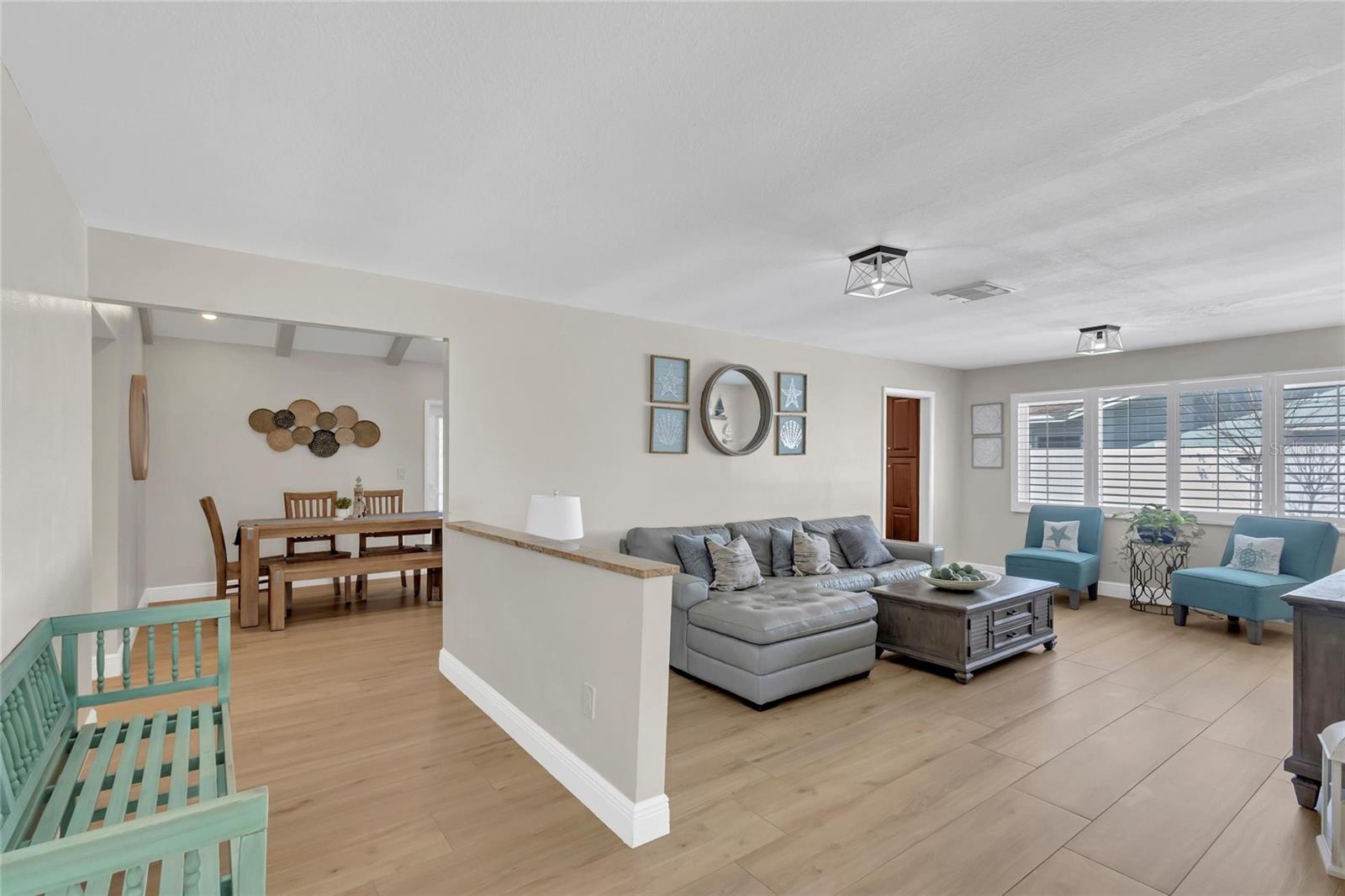 Listing photo id 6 for 11034 Malaga Drive