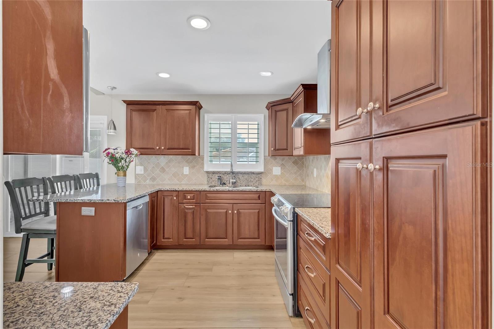 Listing photo id 7 for 11034 Malaga Drive