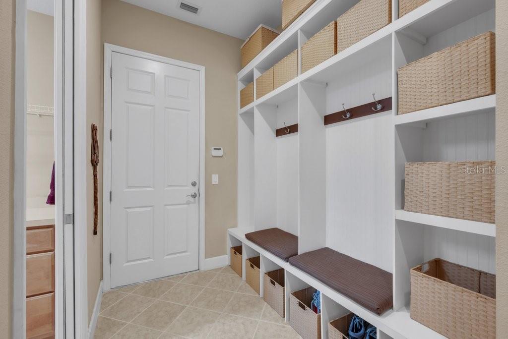 Image 33 of 85 For 11832 Neal Road