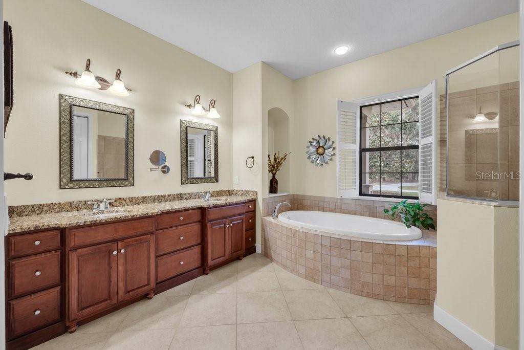 Image 40 of 85 For 11832 Neal Road