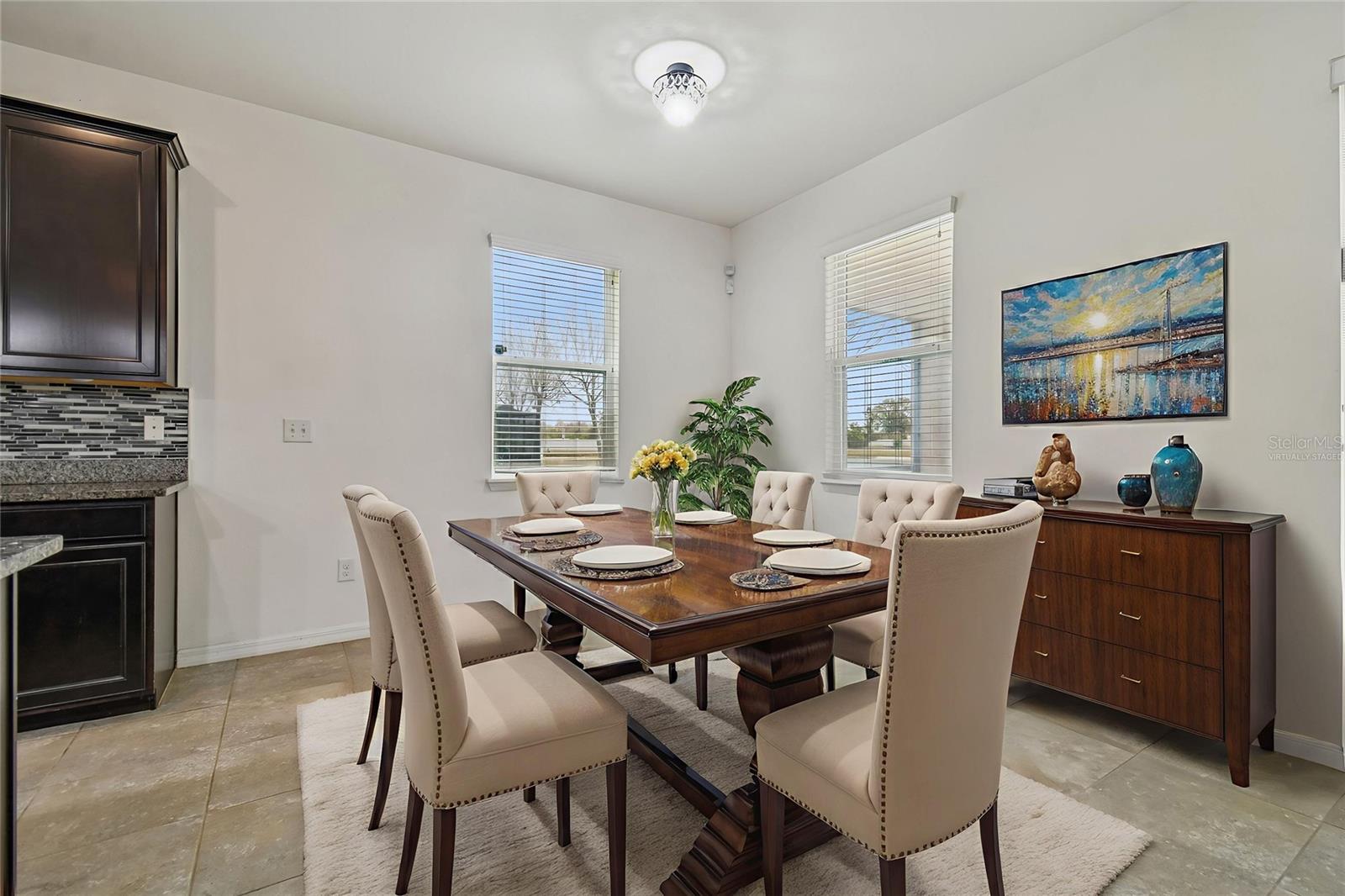 Listing photo id 11 for 10507 Avian Forrest Drive