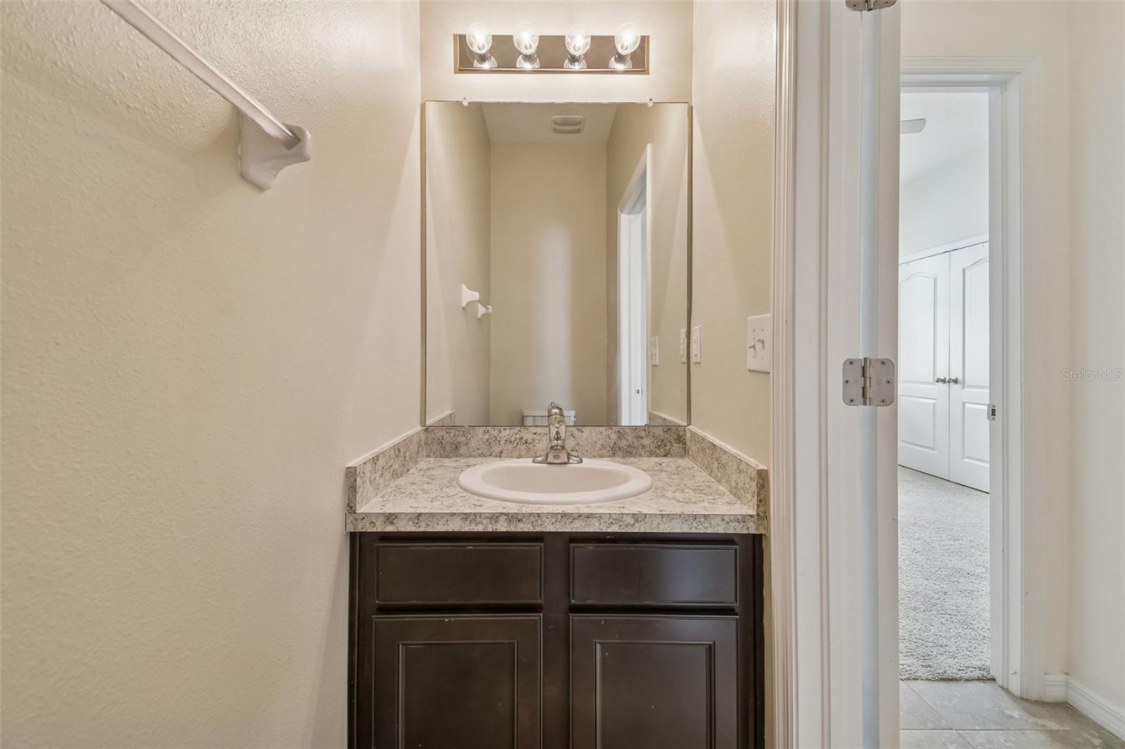 Listing photo id 31 for 10507 Avian Forrest Drive