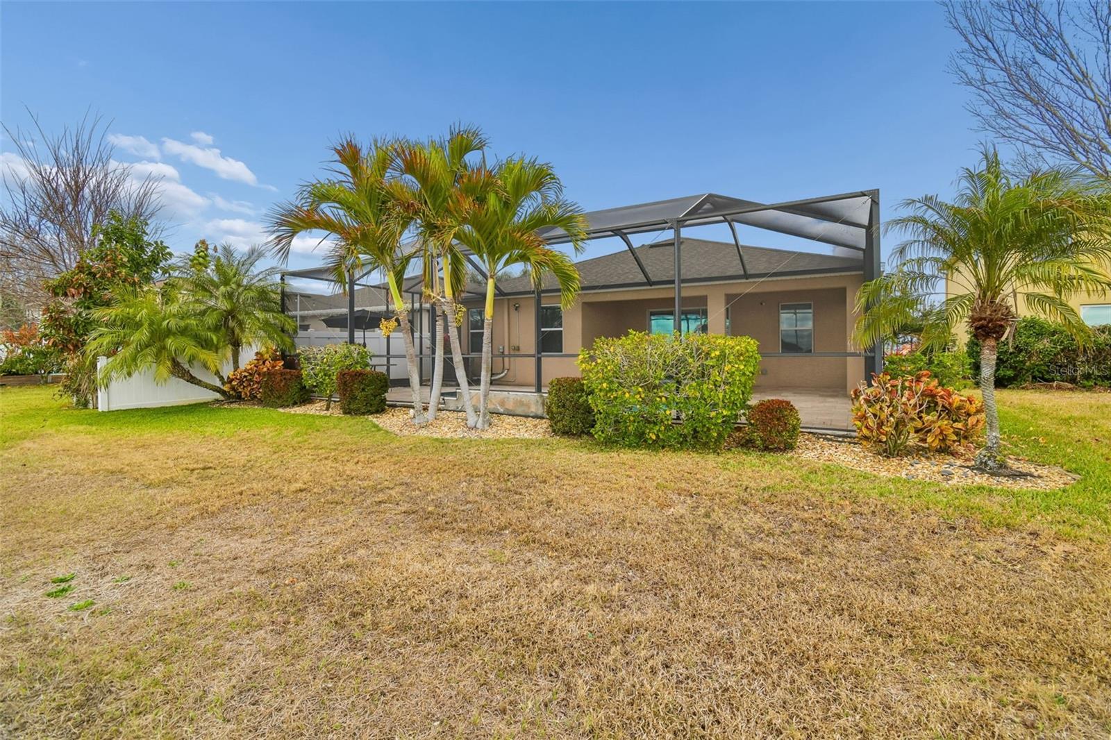 Listing photo id 41 for 10507 Avian Forrest Drive