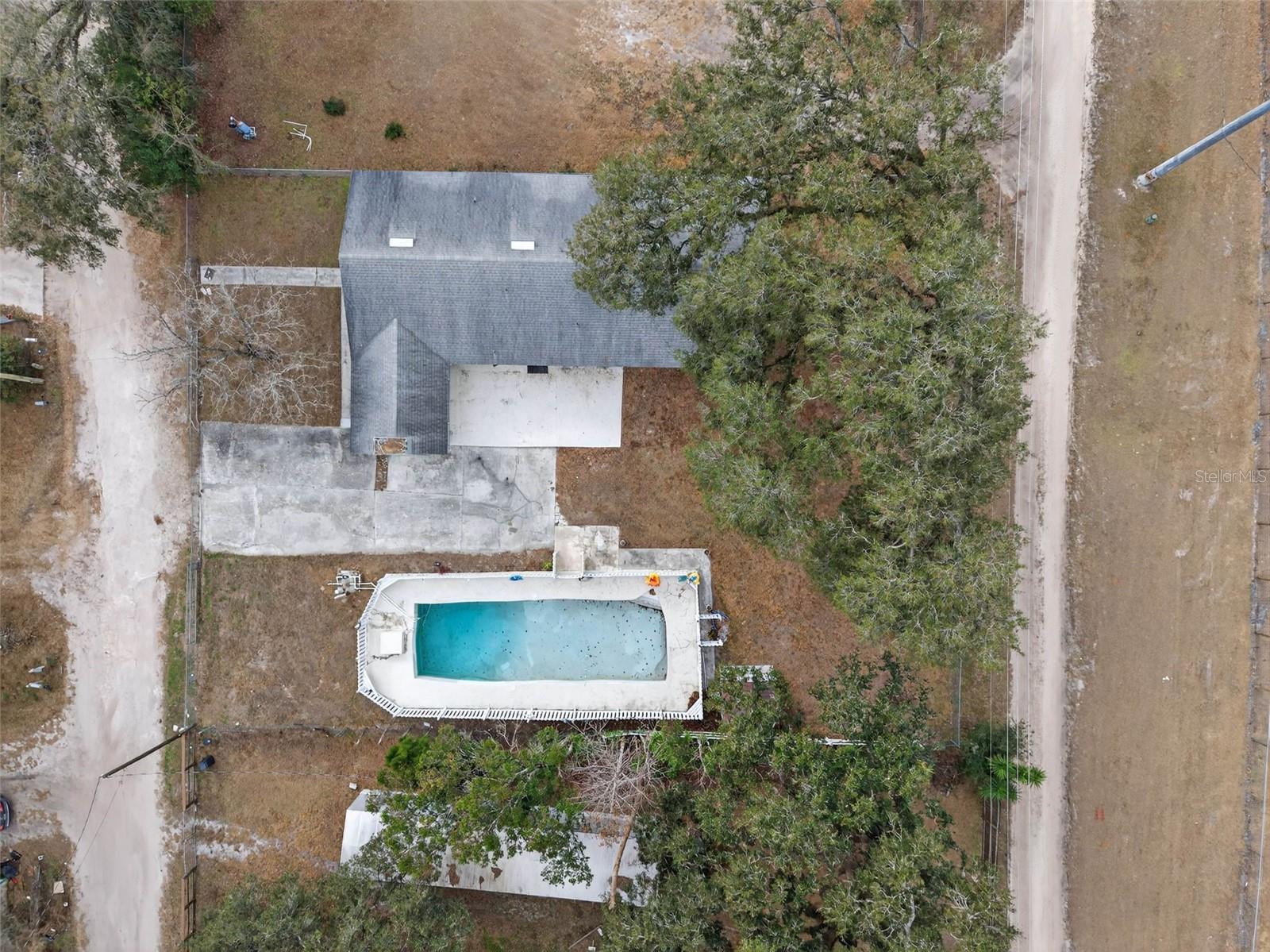 Image 66 of 74 For 39243 Lizabeth Circle