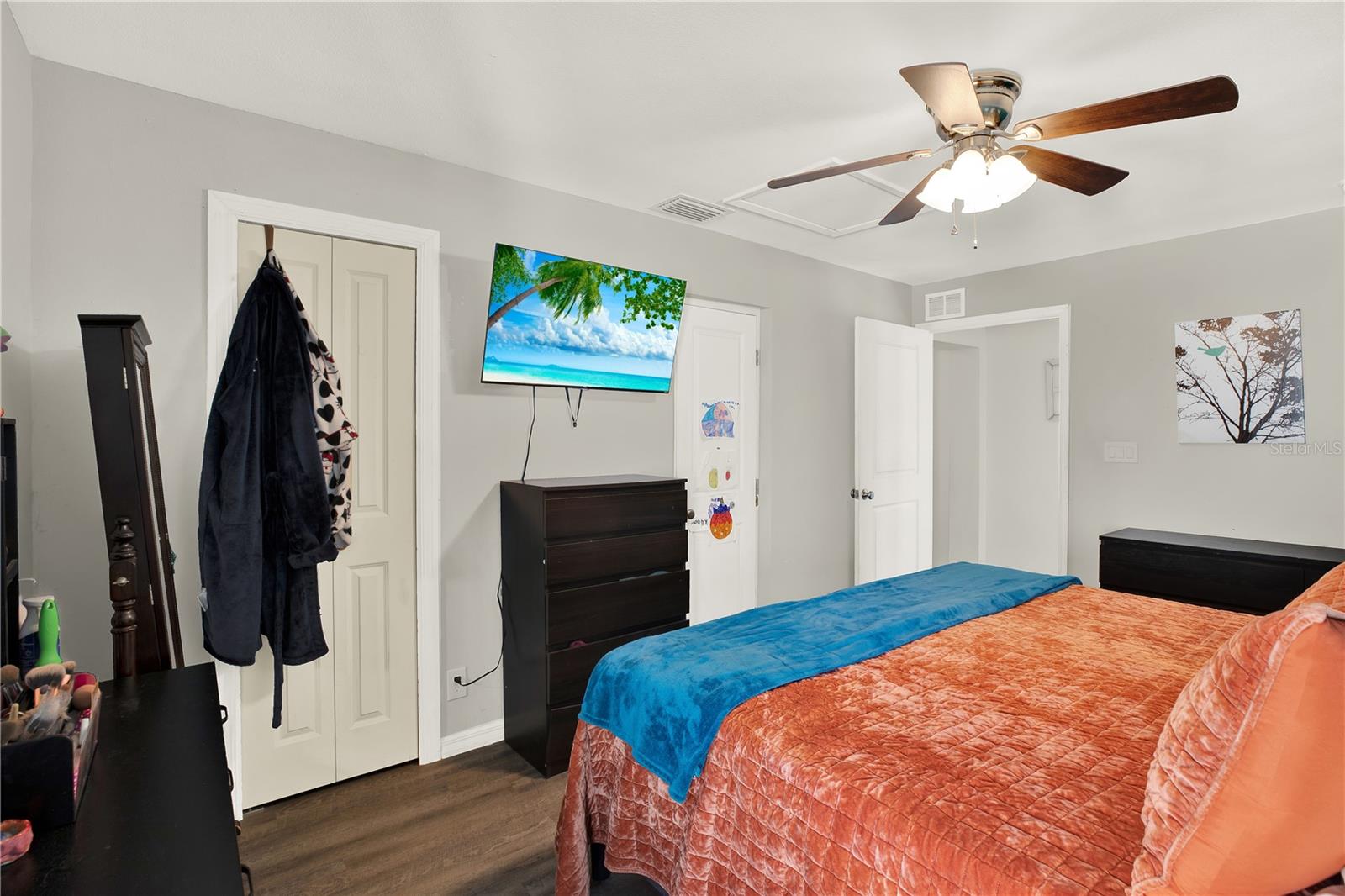 Image 11 of 24 For 10259 62nd Circle N