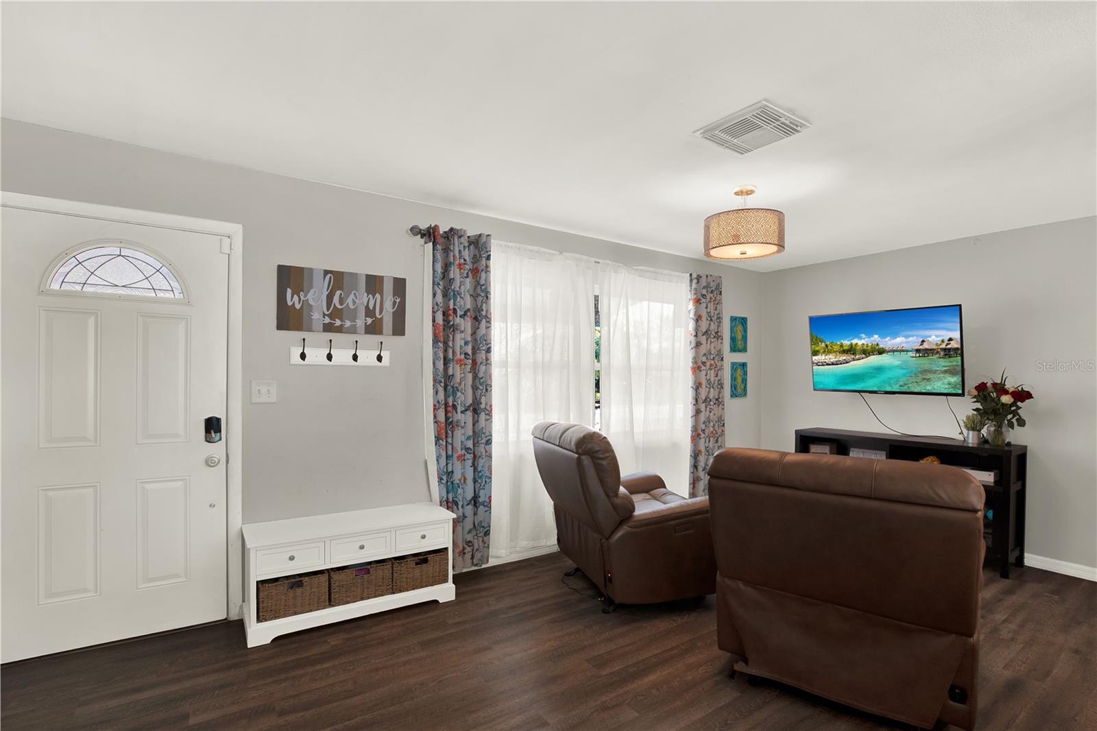 Image 3 of 24 For 10259 62nd Circle N