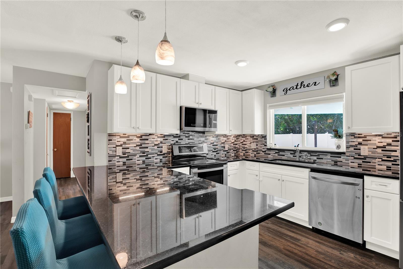 Image 5 of 24 For 10259 62nd Circle N