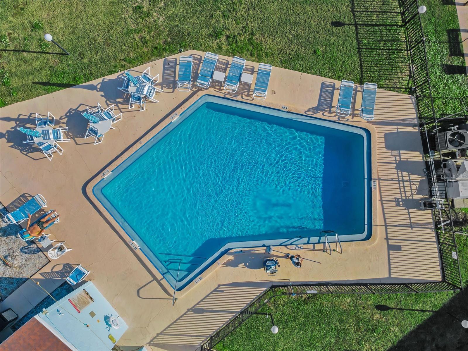 Listing photo id 78 for 1 Windrush Boulevard 51