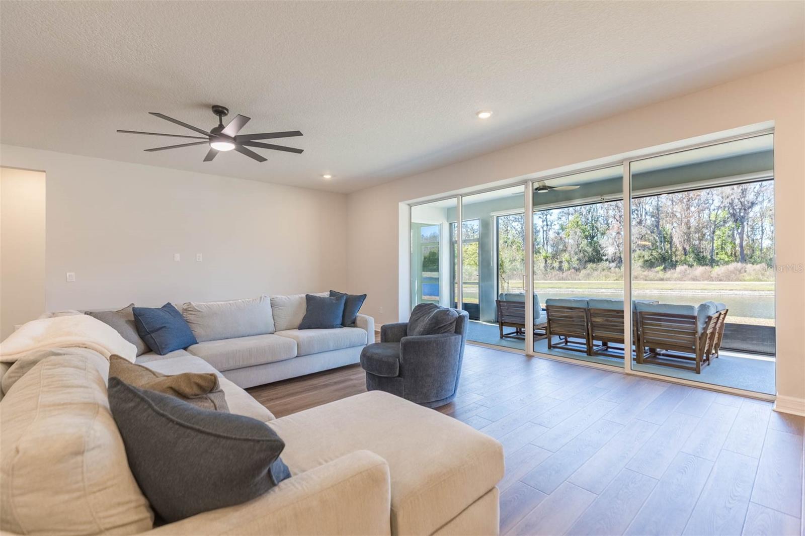 Image 8 of 49 For 3749 Maple Bay Lane