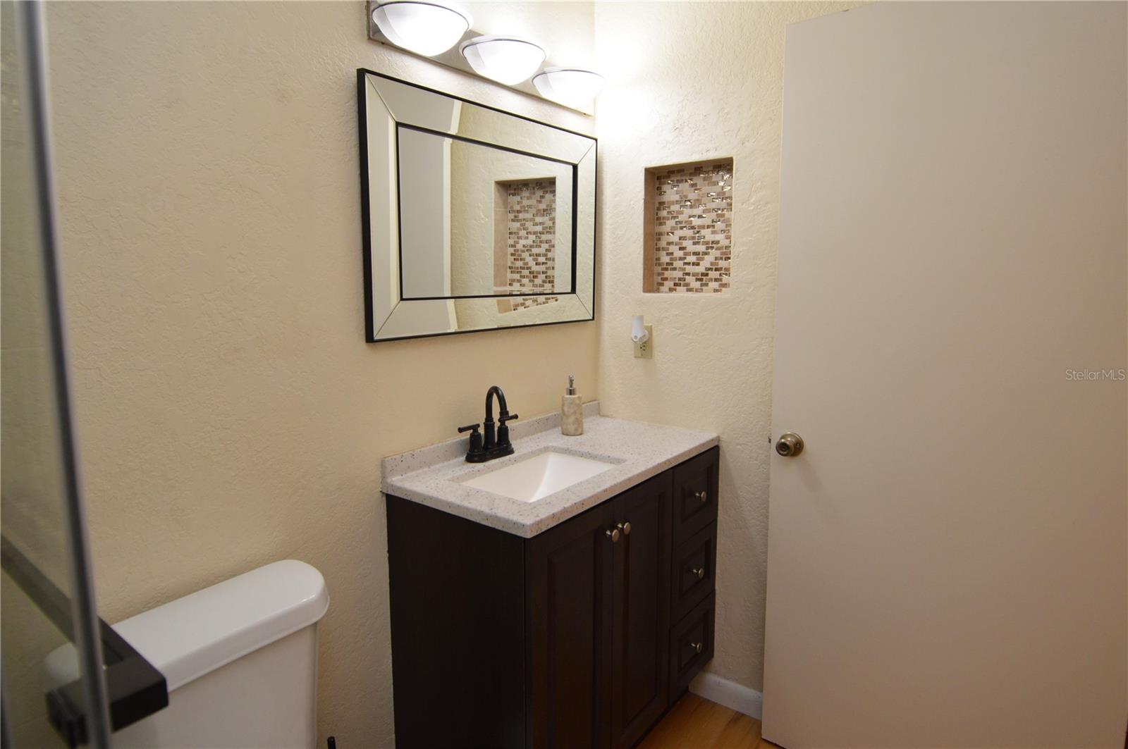 Image 25 of 94 For 10263 Gandy Boulevard N 602