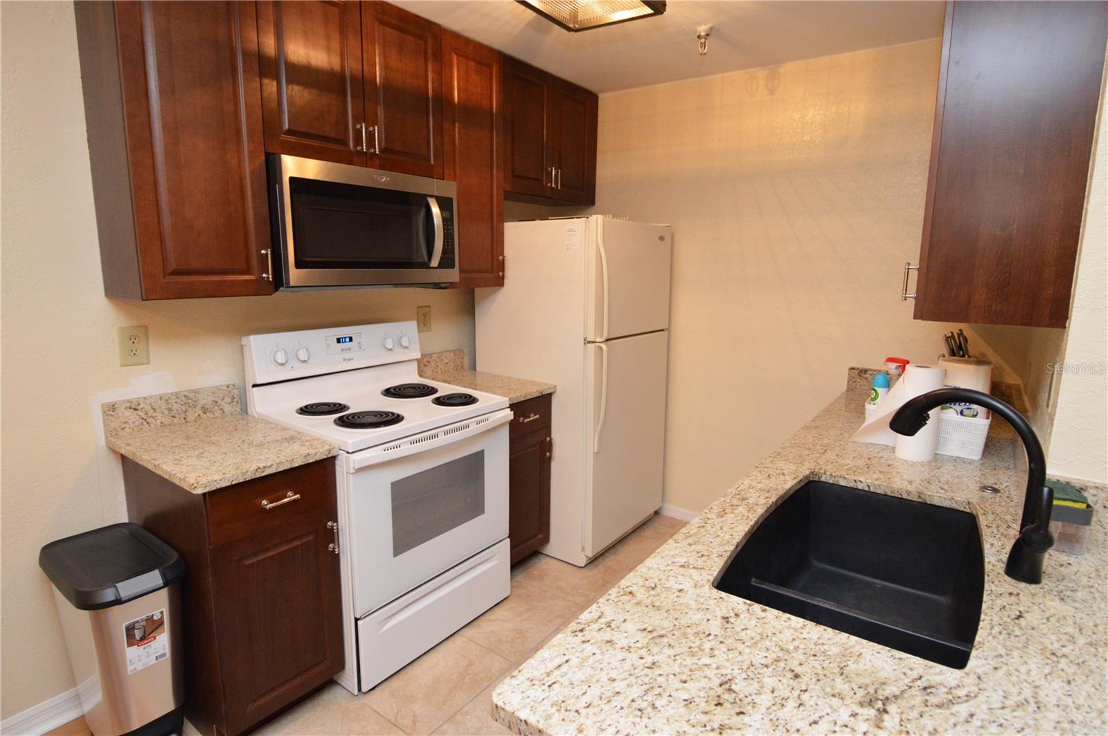 Image 5 of 94 For 10263 Gandy Boulevard N 602