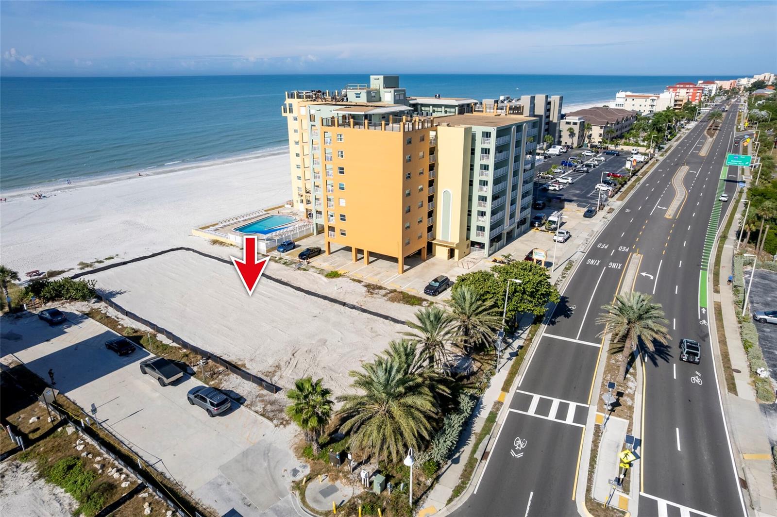 Listing photo id 4 for 18602 Gulf Boulevard