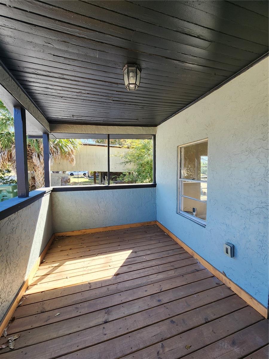 Image 6 of 30 For 4502 42nd Street