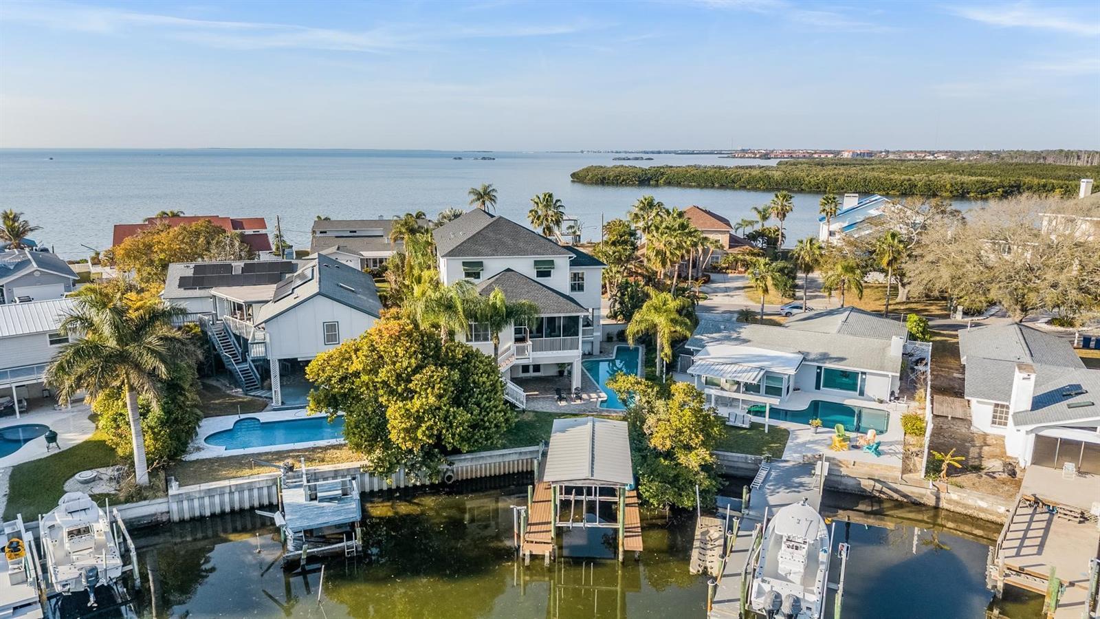 Image 10 of 92 For 116 Carlyle Circle