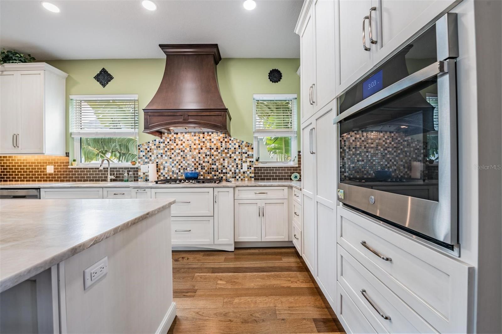 Image 23 of 92 For 116 Carlyle Circle