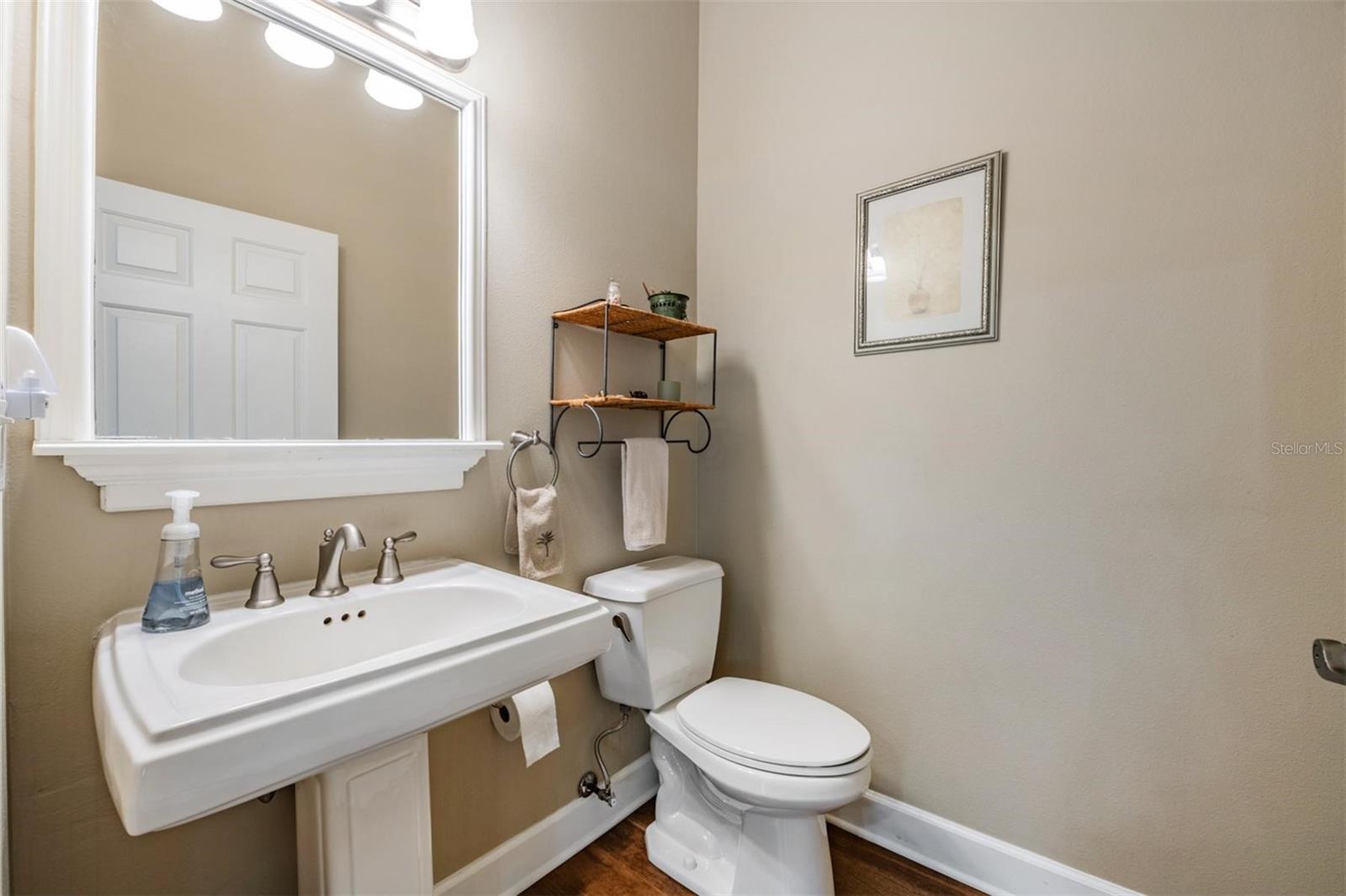 Image 40 of 92 For 116 Carlyle Circle