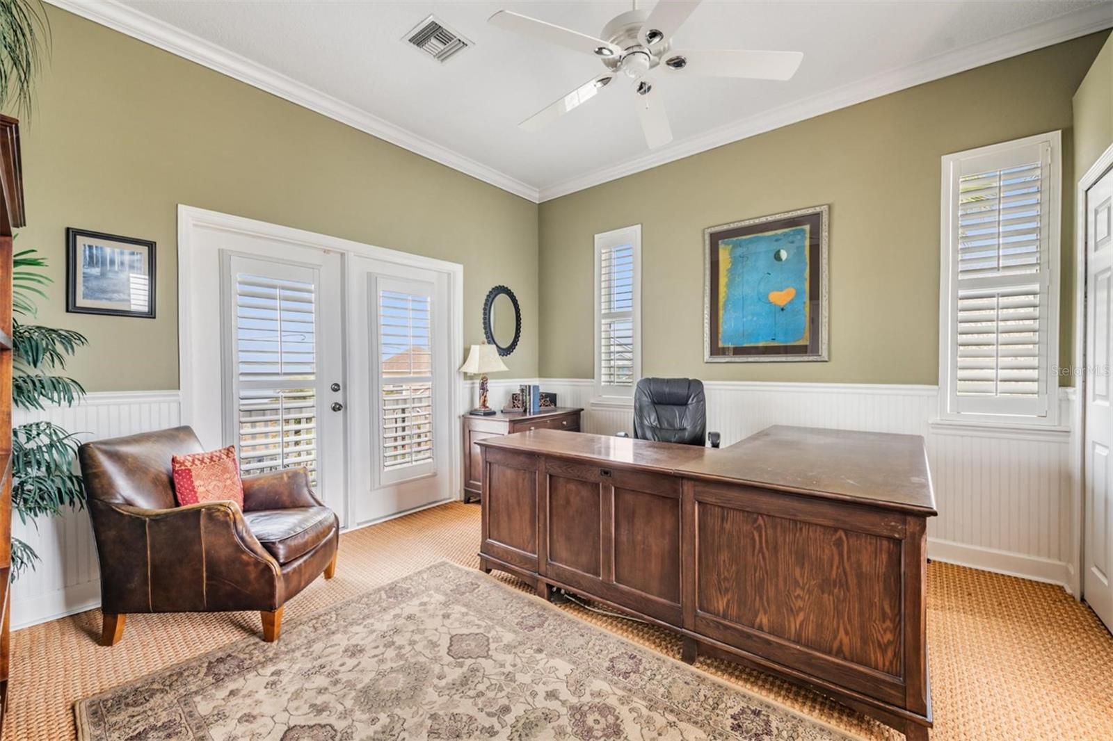 Image 42 of 92 For 116 Carlyle Circle