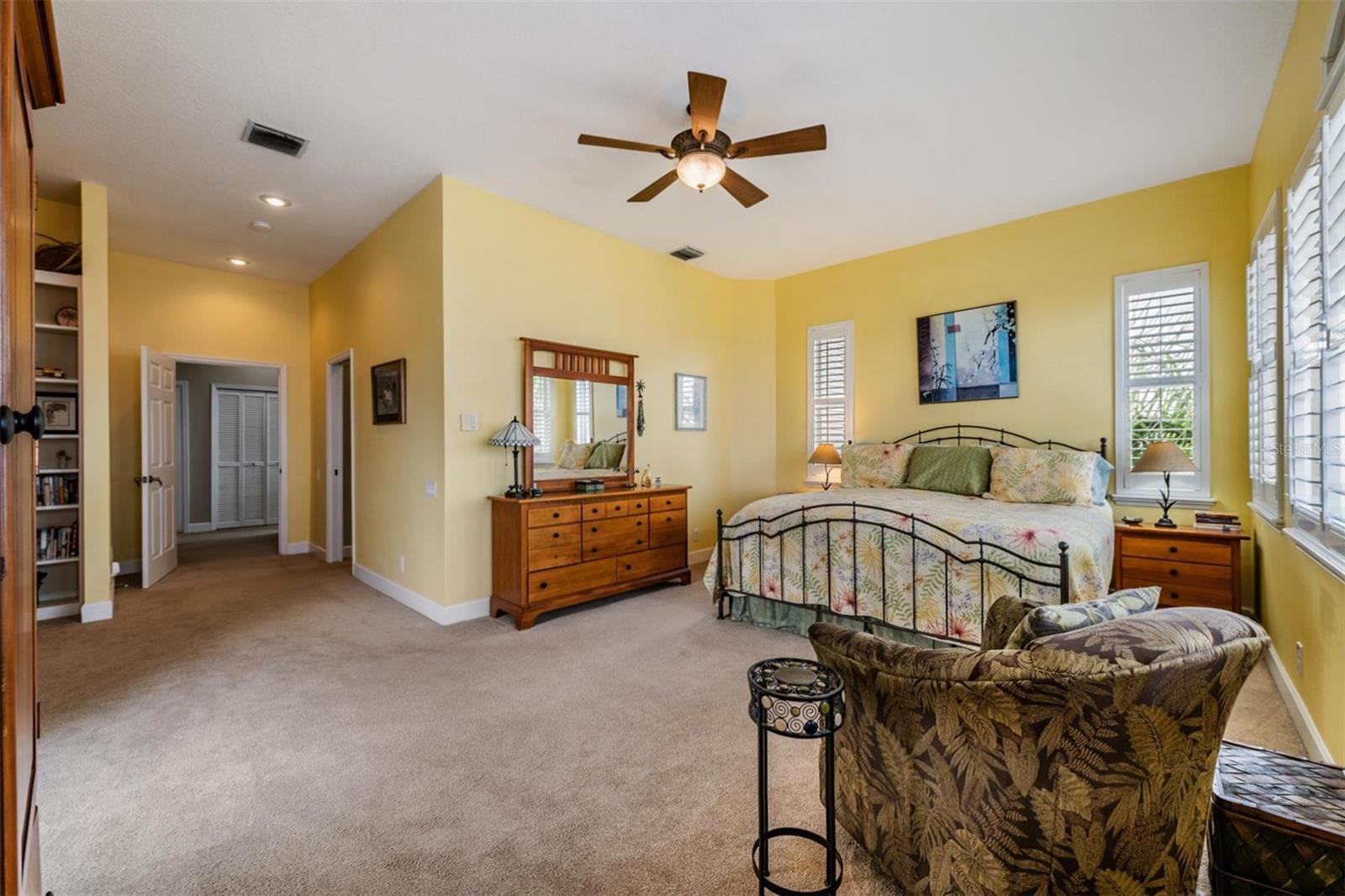 Image 46 of 92 For 116 Carlyle Circle