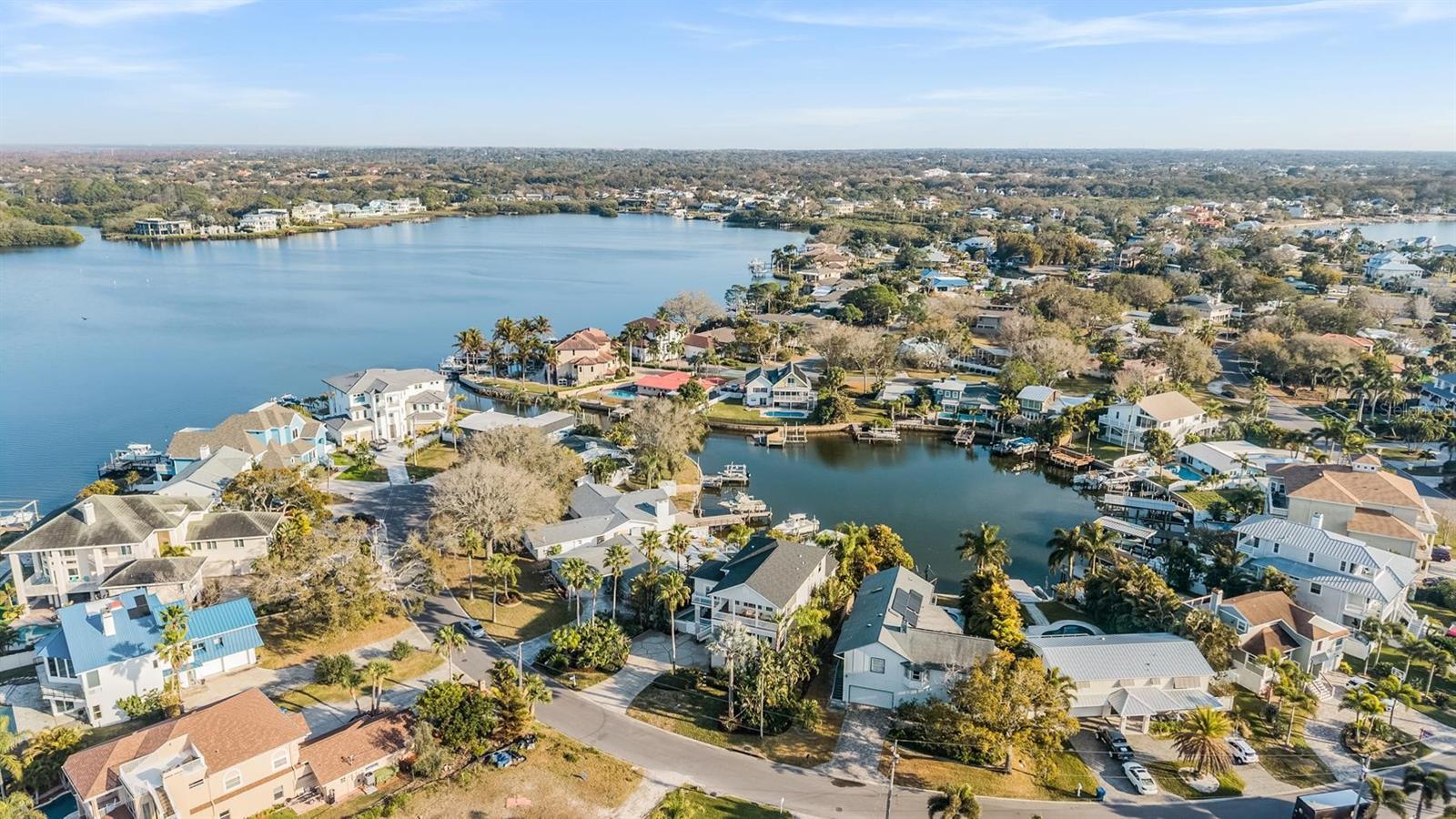 Image 6 of 92 For 116 Carlyle Circle